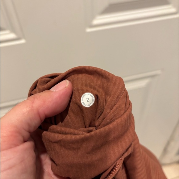 Lululemon Dance Studio Mid-Rise Crop 25" - Picture 5 of 5